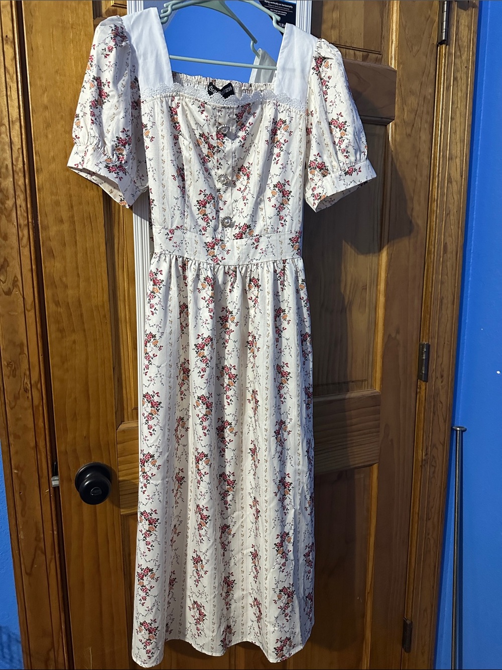Cream Floral Midi Dress with Puff Sleeves